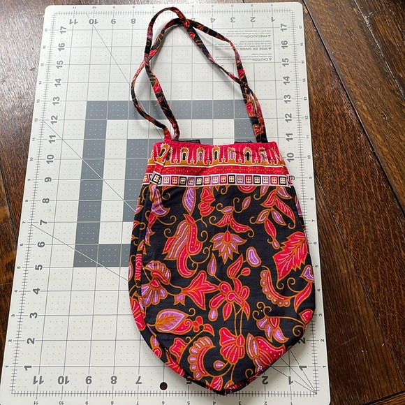 Soroya, Made in Singapore, cloth lunch/snack bag - Picture 3 of 7